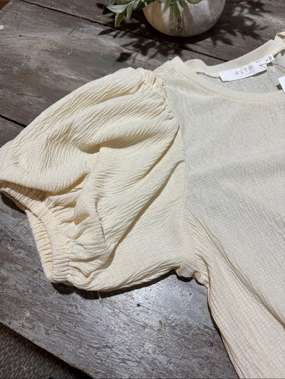 Astr Cream Textured Puff Sleeve Blouse